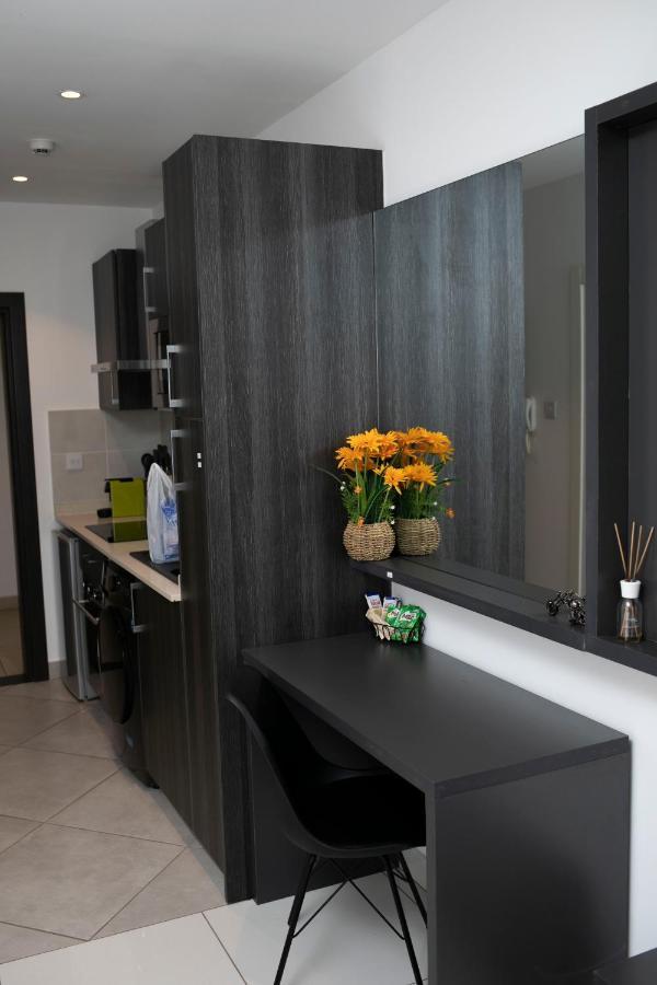 Accra Comfy Studio At Embassy Gardens Cantonments Esterno foto